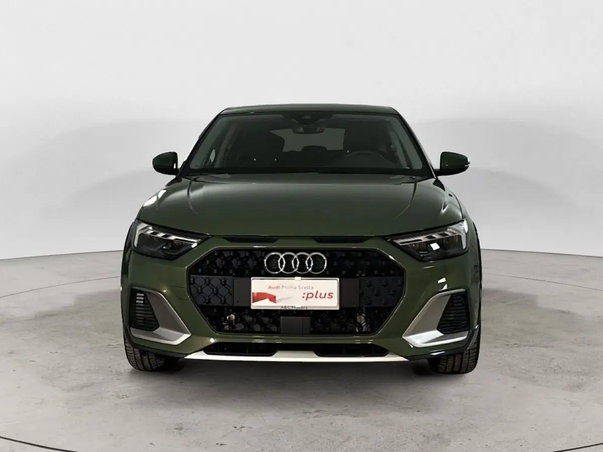 Audi A1 allstreet usata a Napoli (2)