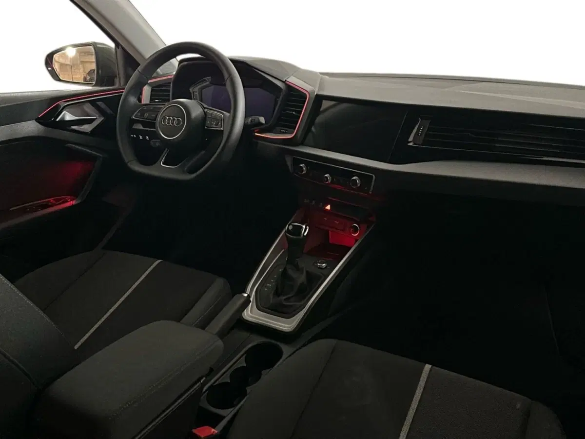 Audi A1 allstreet usata a Napoli (9)
