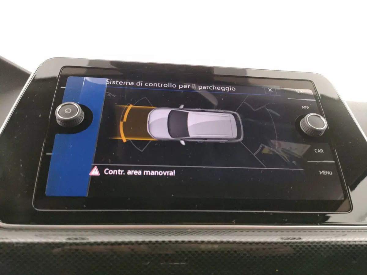 Volkswagen T-Cross nuova a Napoli (11)