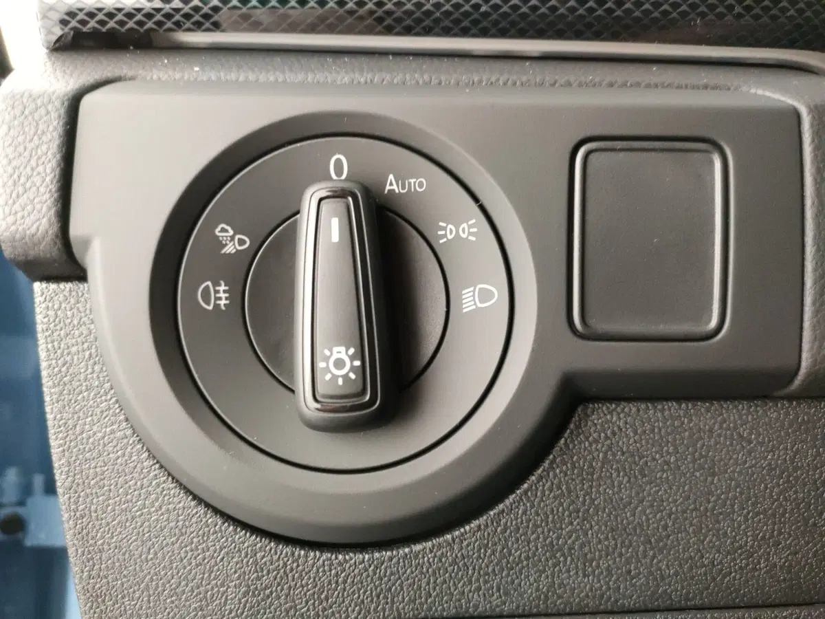 Volkswagen T-Cross nuova a Napoli (19)