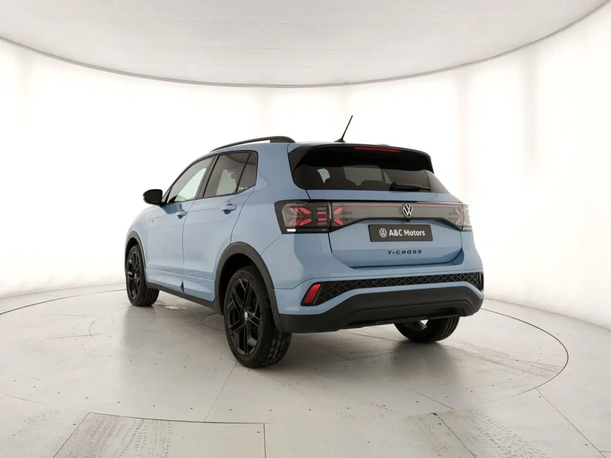 Volkswagen T-Cross nuova a Napoli (3)