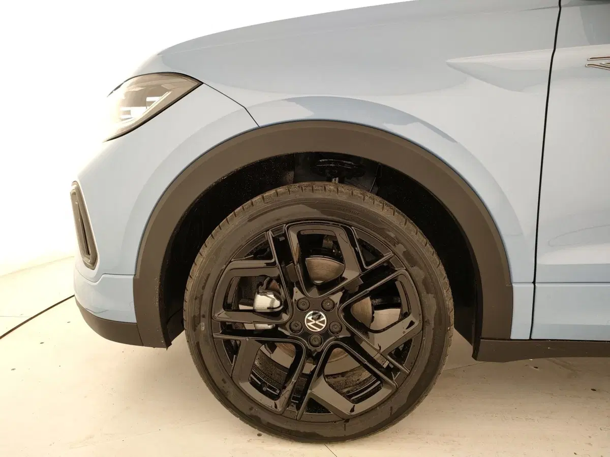 Volkswagen T-Cross nuova a Napoli (6)