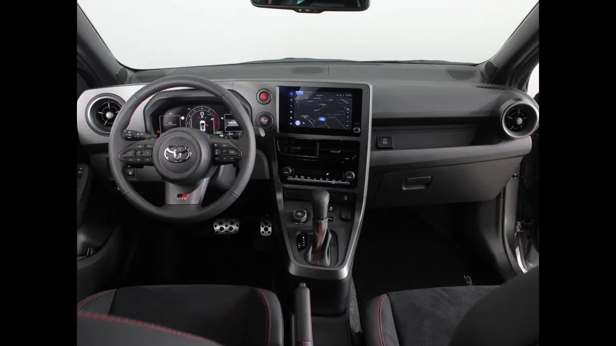Toyota GR Yaris nuova a Palermo (8)