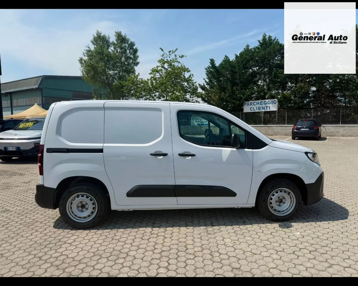 Fiat Doblò Furgone nuova a Lucca (10)