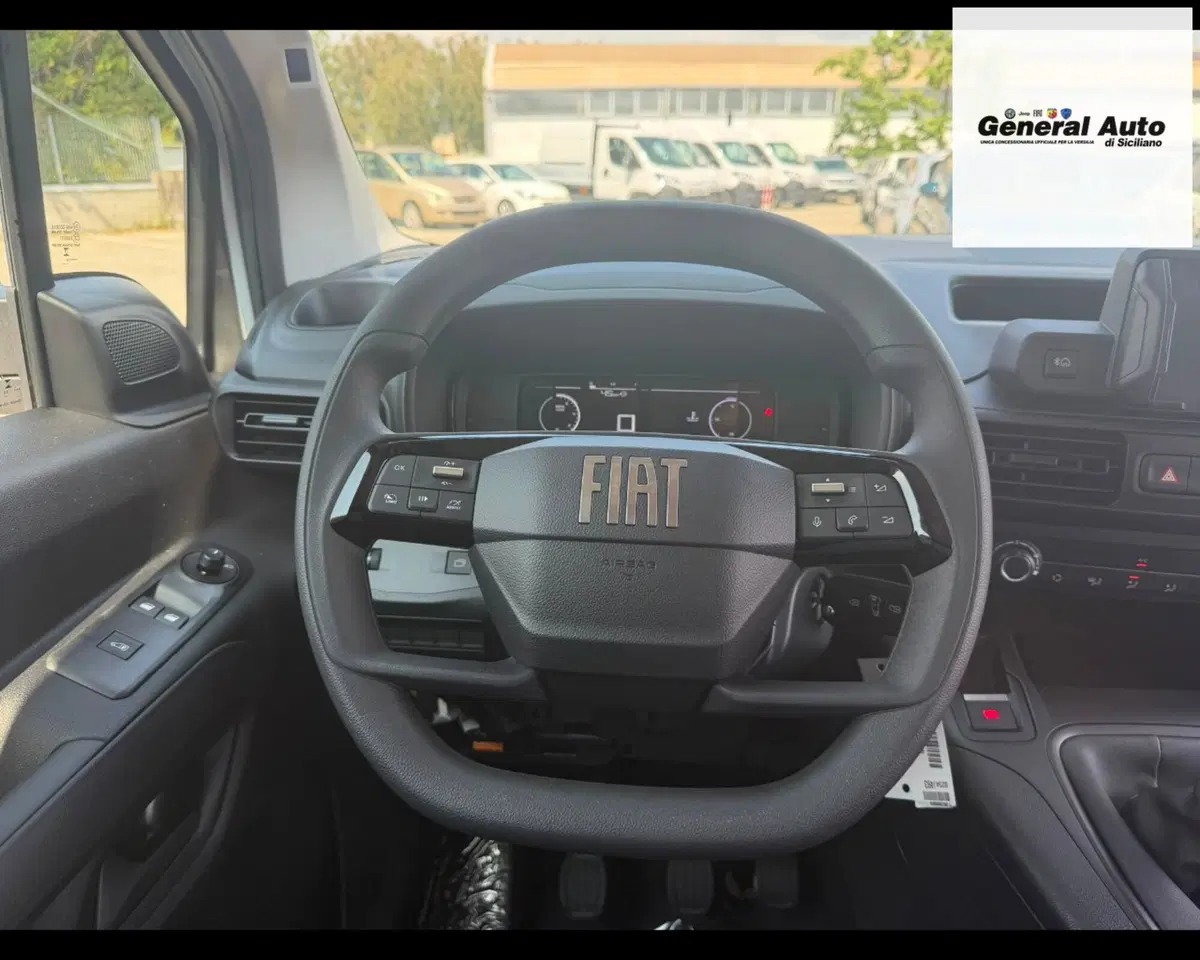 Fiat Doblò Furgone nuova a Lucca (14)