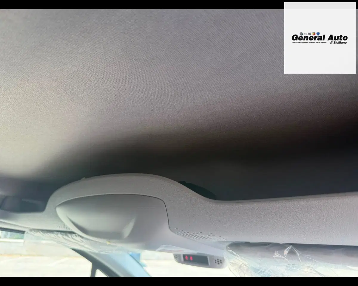 Fiat Doblò Furgone nuova a Lucca (19)
