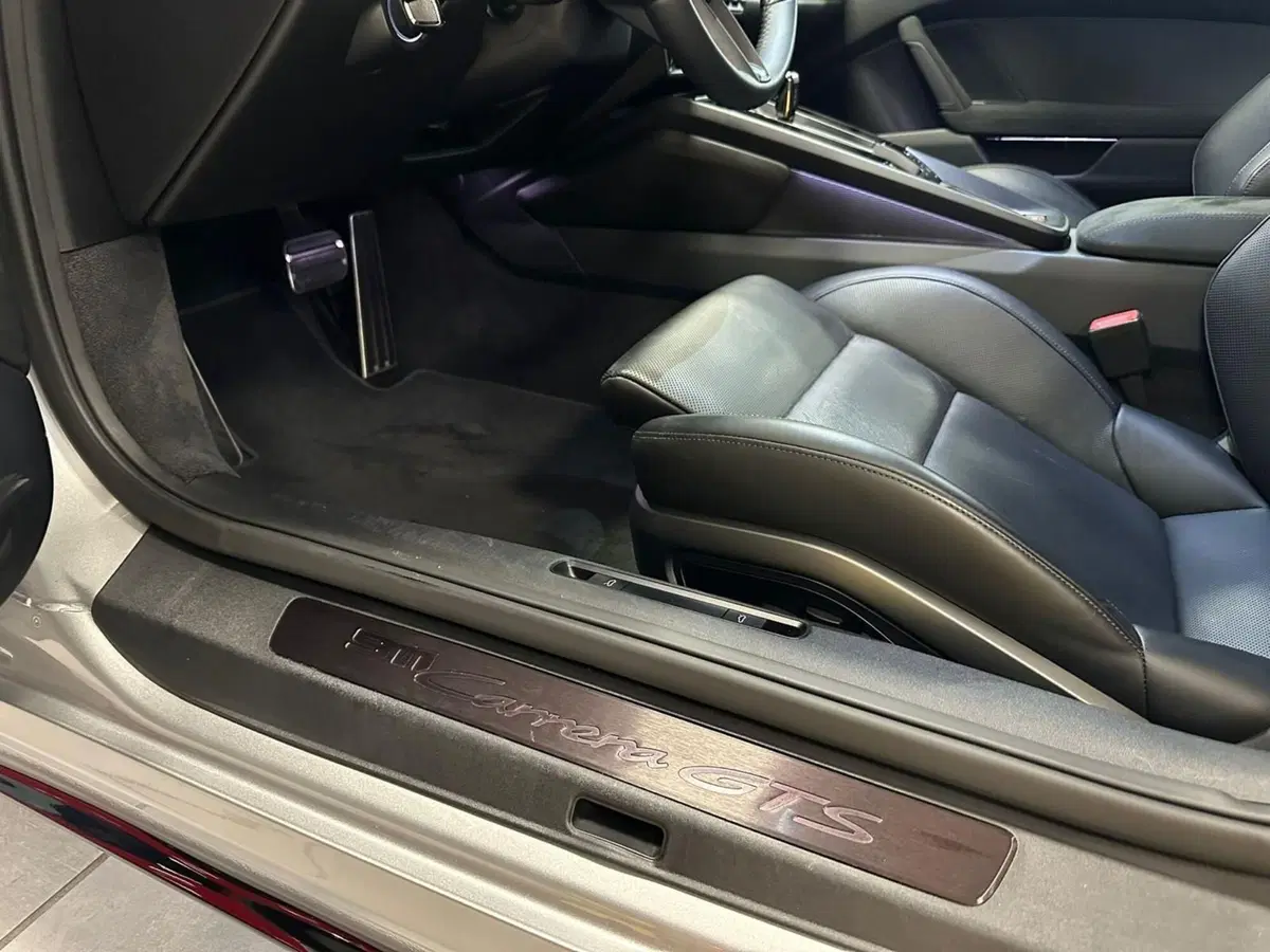 Porsche 911 Coupé usata a Perugia (10)