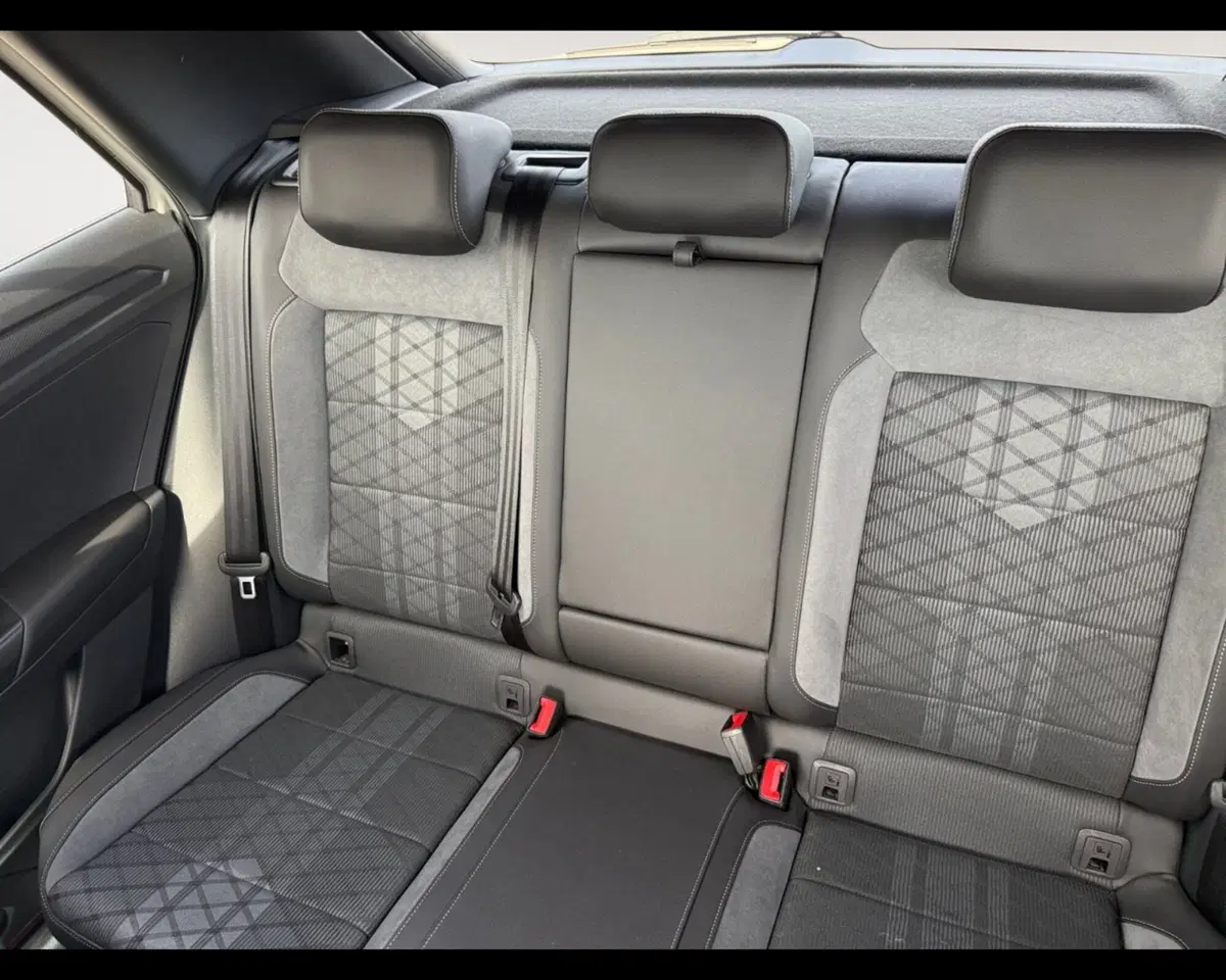 Volkswagen T-Roc usata a Ravenna (12)