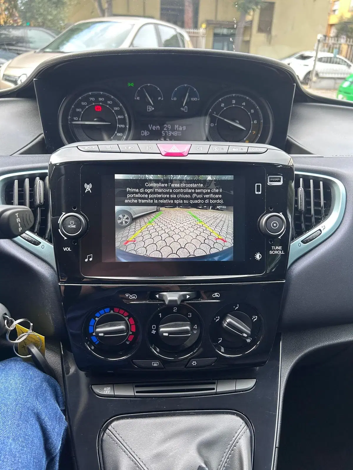 Lancia Ypsilon usata a Firenze (12)