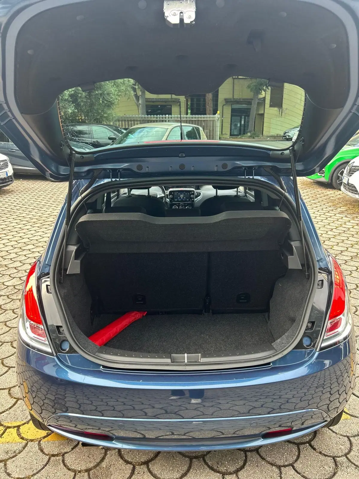 Lancia Ypsilon usata a Firenze (14)