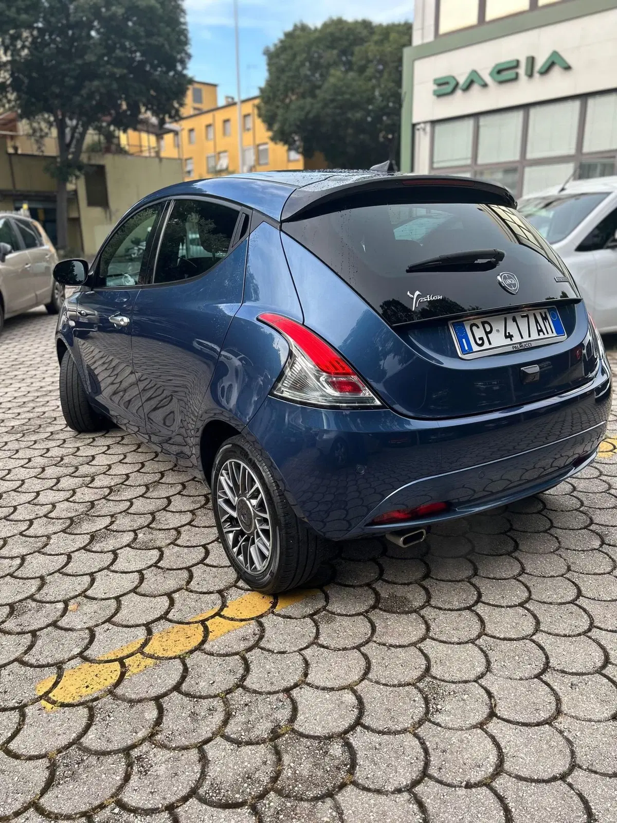 Lancia Ypsilon usata a Firenze (6)