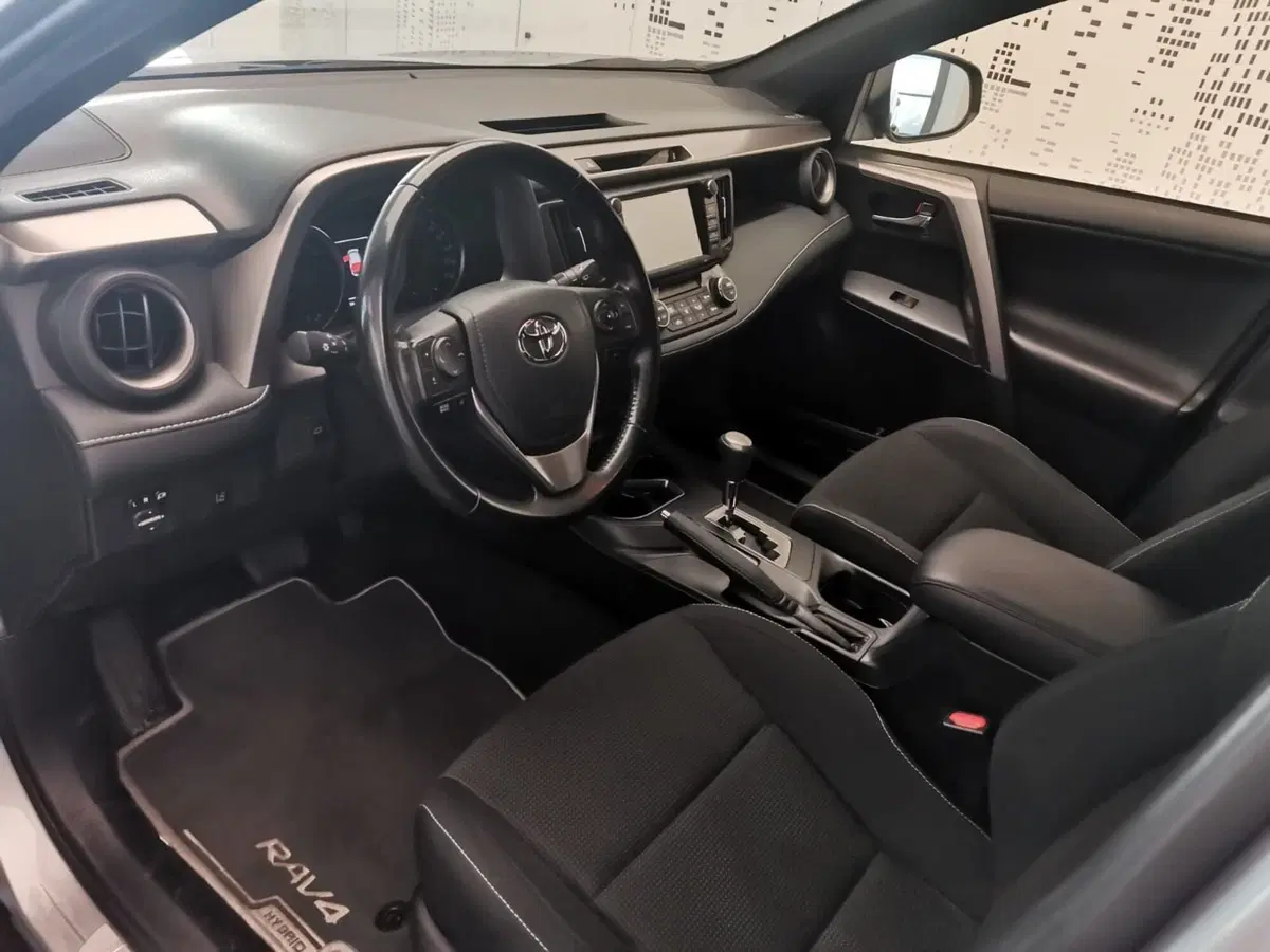 Toyota Rav4 usata a Bergamo (17)