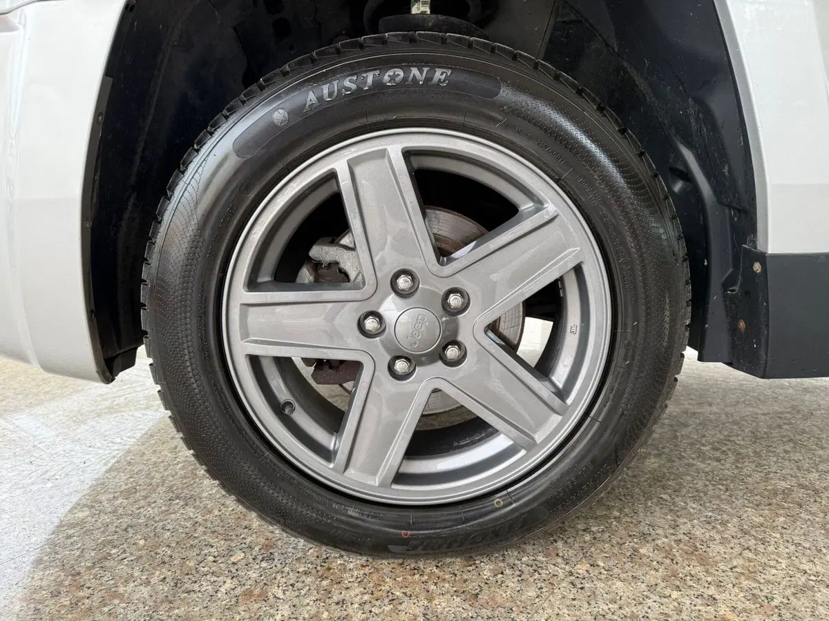 Jeep Patriot usata a Brescia (7)