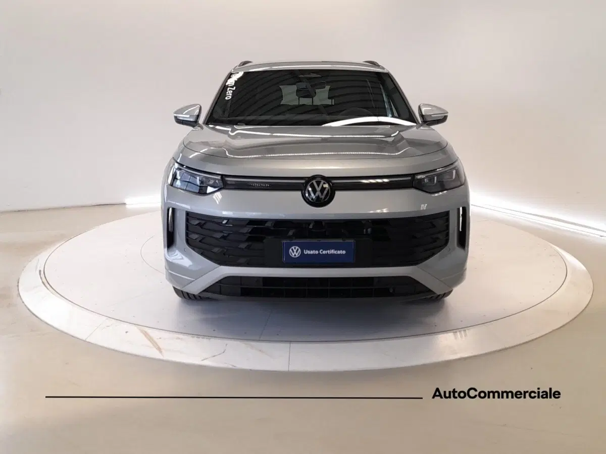 Volkswagen Tayron nuova a Bologna (2)