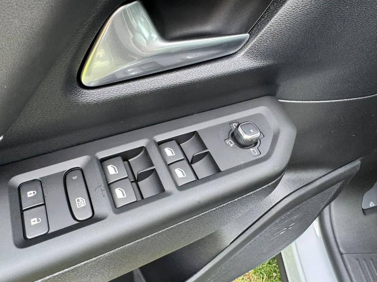 Jeep Compass nuova a Salerno (17)