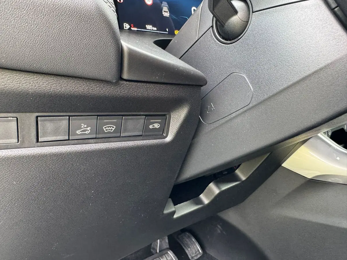 Jeep Compass nuova a Salerno (18)