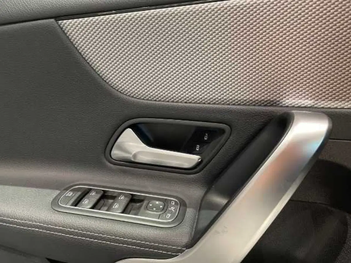 Mercedes-Benz Classe A usata a Firenze (17)