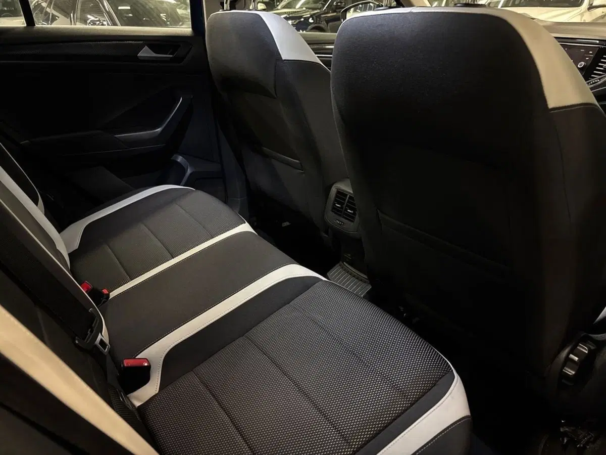 Volkswagen T-Roc usata a Firenze (17)