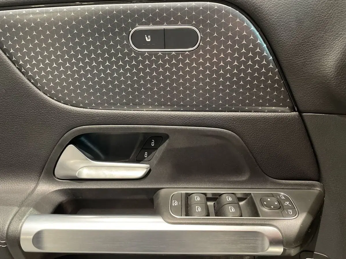 Mercedes-Benz GLB usata a Firenze (20)