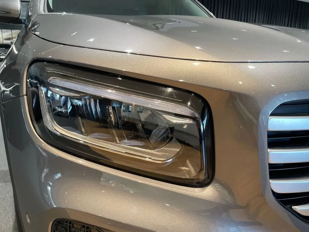 Mercedes-Benz GLB usata a Firenze (7)