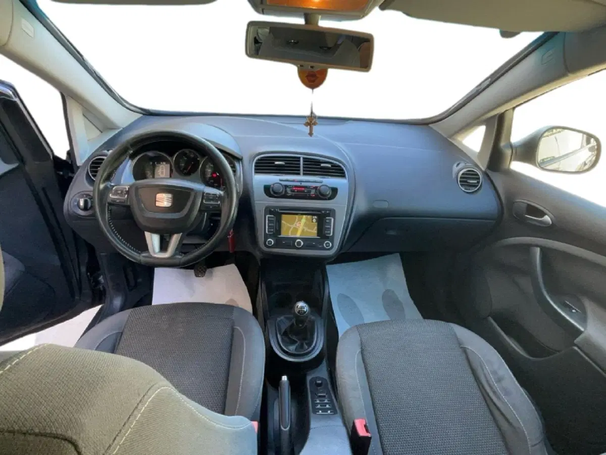 SEAT Altea XL usata a Reggio Calabria (12)