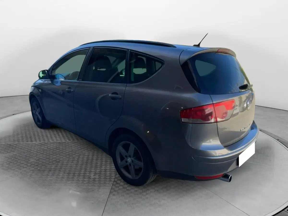SEAT Altea XL usata a Reggio Calabria (3)