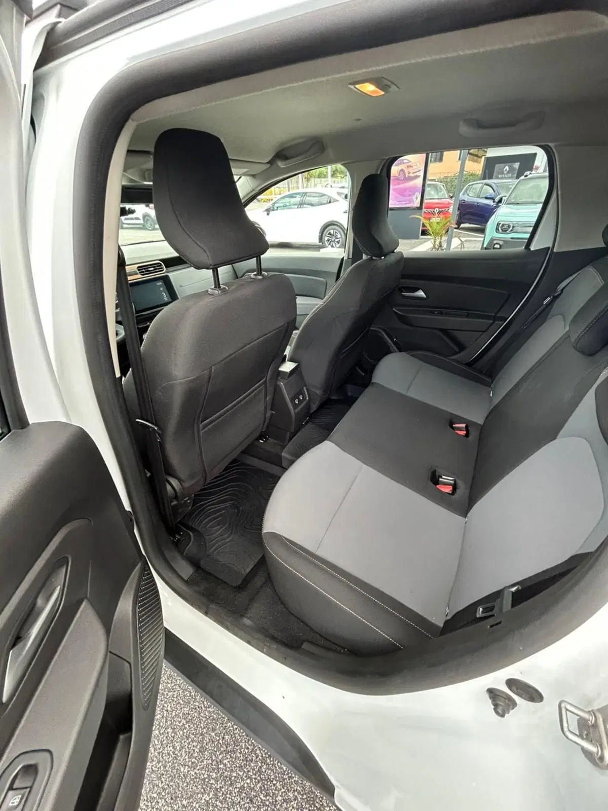 Dacia Duster usata a Roma (5)