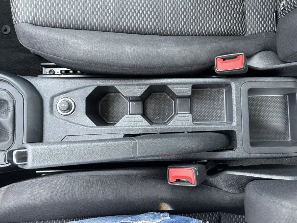 Volkswagen Taigo usata a Cuneo (8)