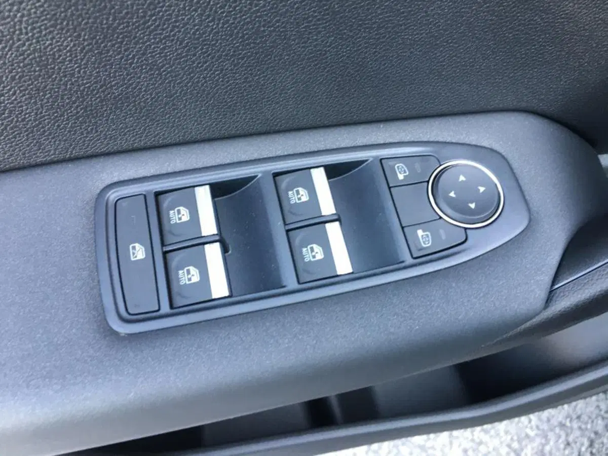 Renault Captur nuova a Cuneo (10)