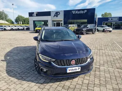 Fiat Tipo Station Wagon Tipo 1.3 Mjt S&amp;S SW Lounge del 2017 usata a Lucca