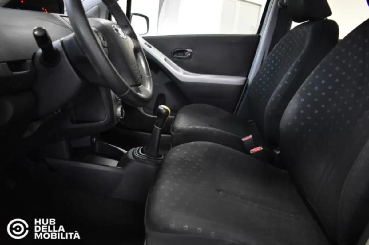 Toyota Yaris usata a Perugia (18)