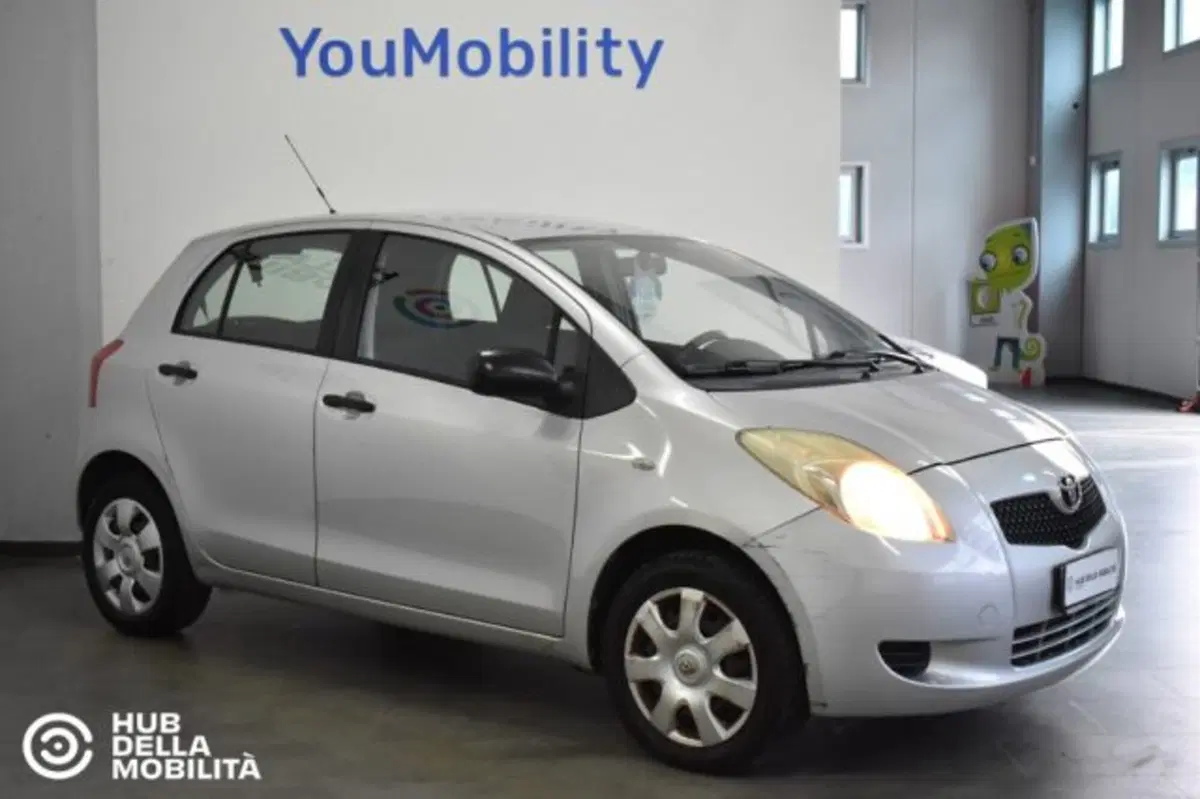 Toyota Yaris usata a Perugia (2)
