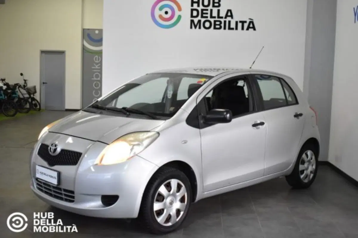Toyota Yaris usata a Perugia (3)