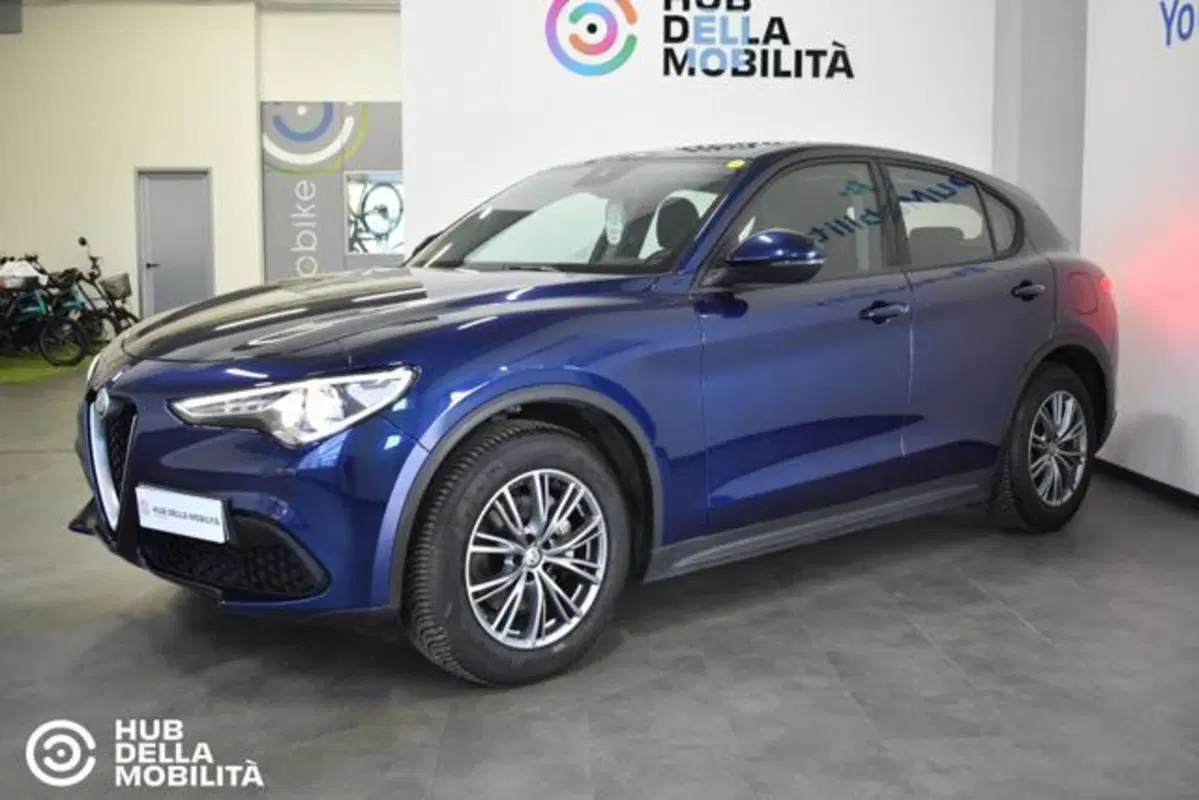 Alfa Romeo Stelvio usata a Perugia (3)