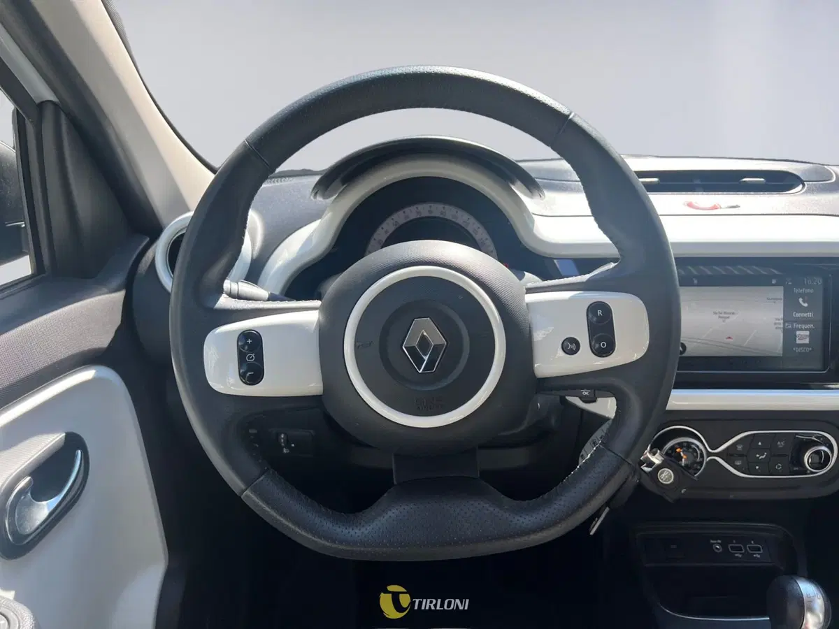 Renault Twingo usata a Milano (14)