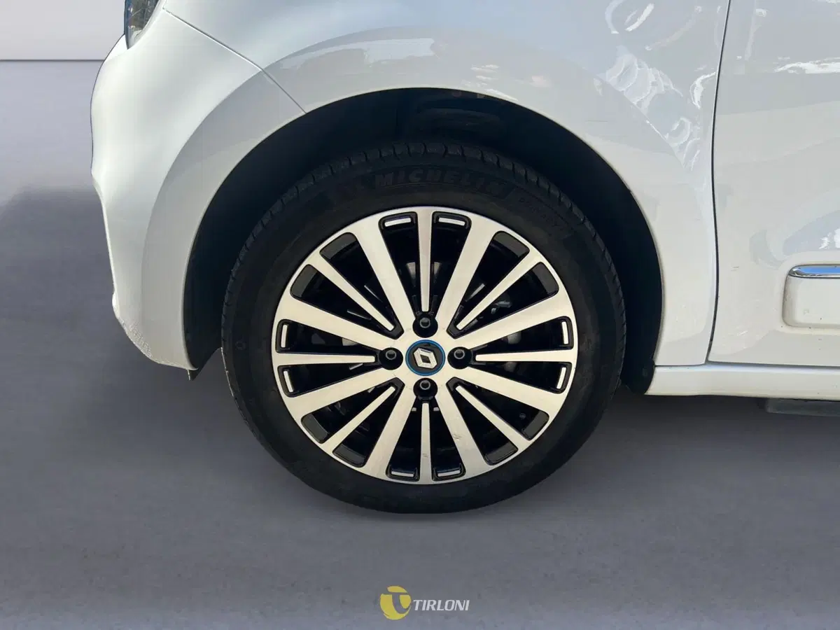Renault Twingo usata a Milano (16)