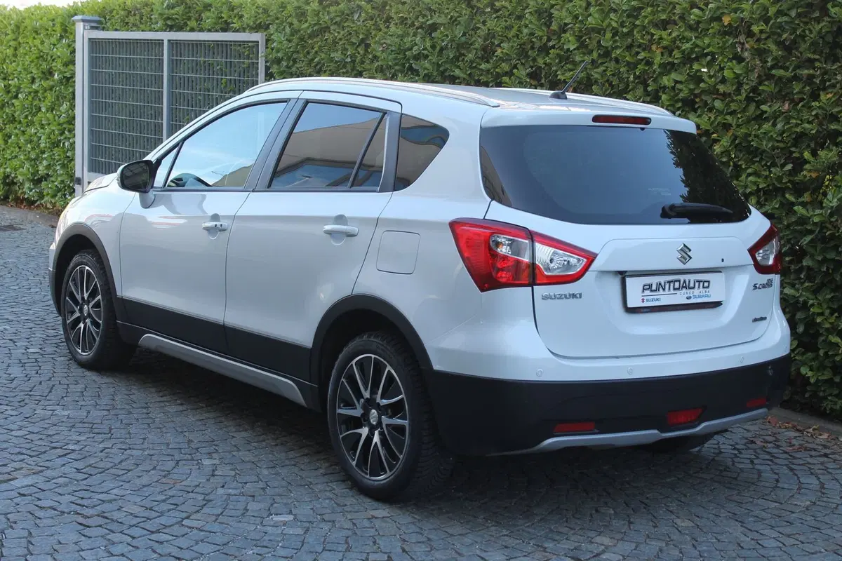 Suzuki S-Cross usata a Cuneo (4)