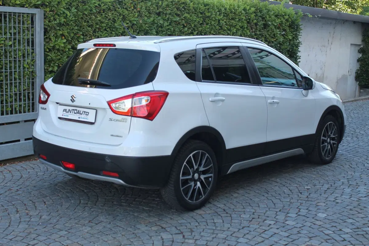 Suzuki S-Cross usata a Cuneo (5)