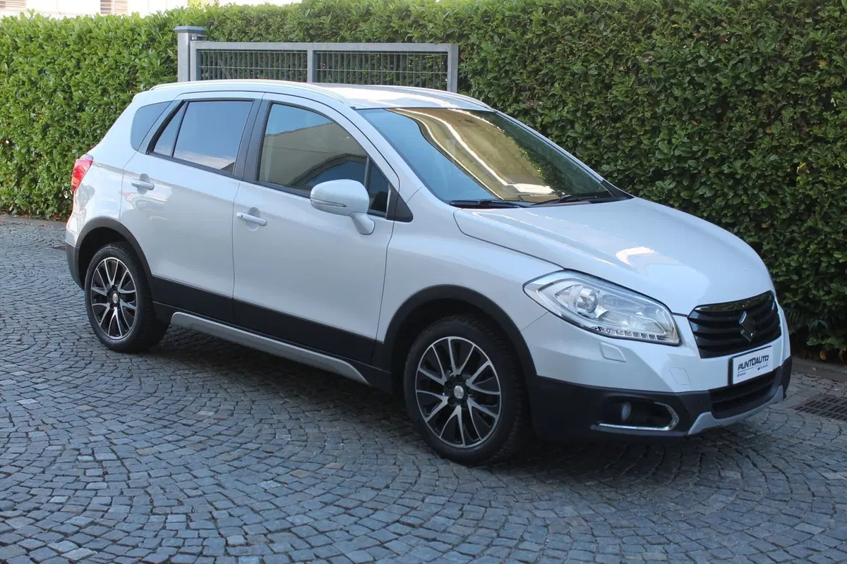 Suzuki S-Cross usata a Cuneo (6)