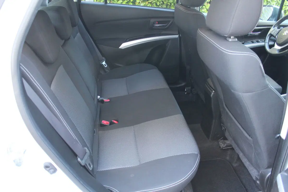 Suzuki S-Cross usata a Cuneo (9)