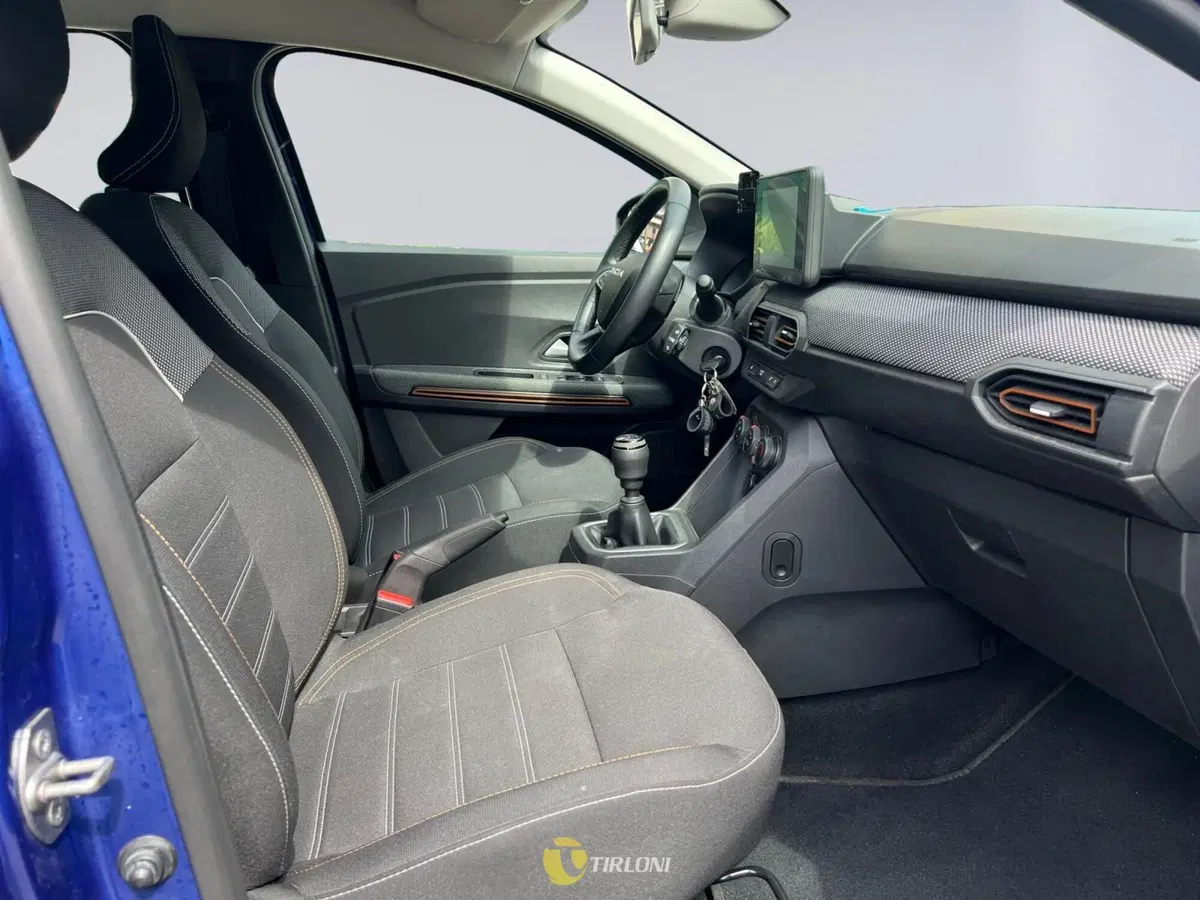Dacia Sandero usata a Milano (11)