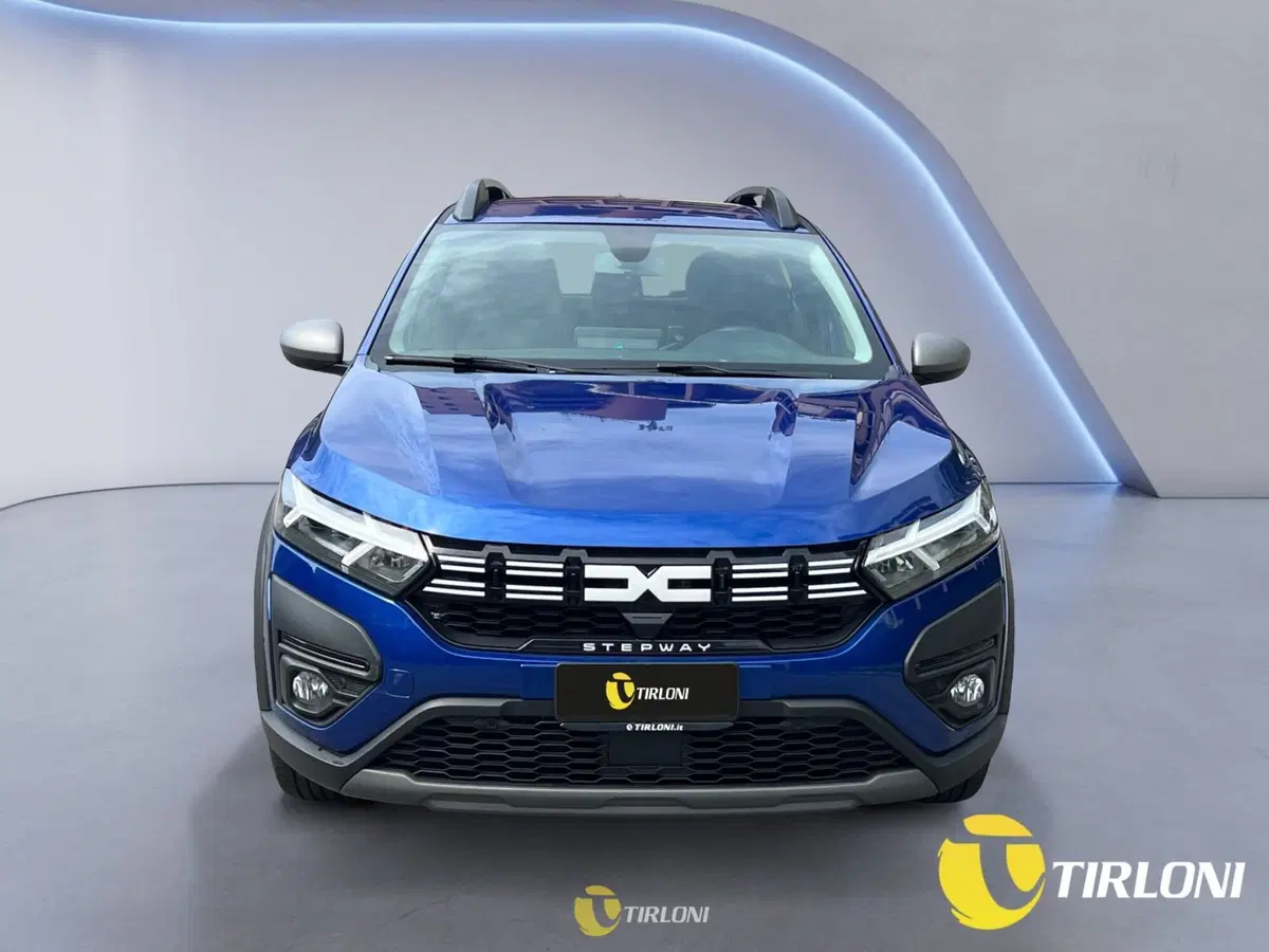 Dacia Sandero usata a Milano (6)