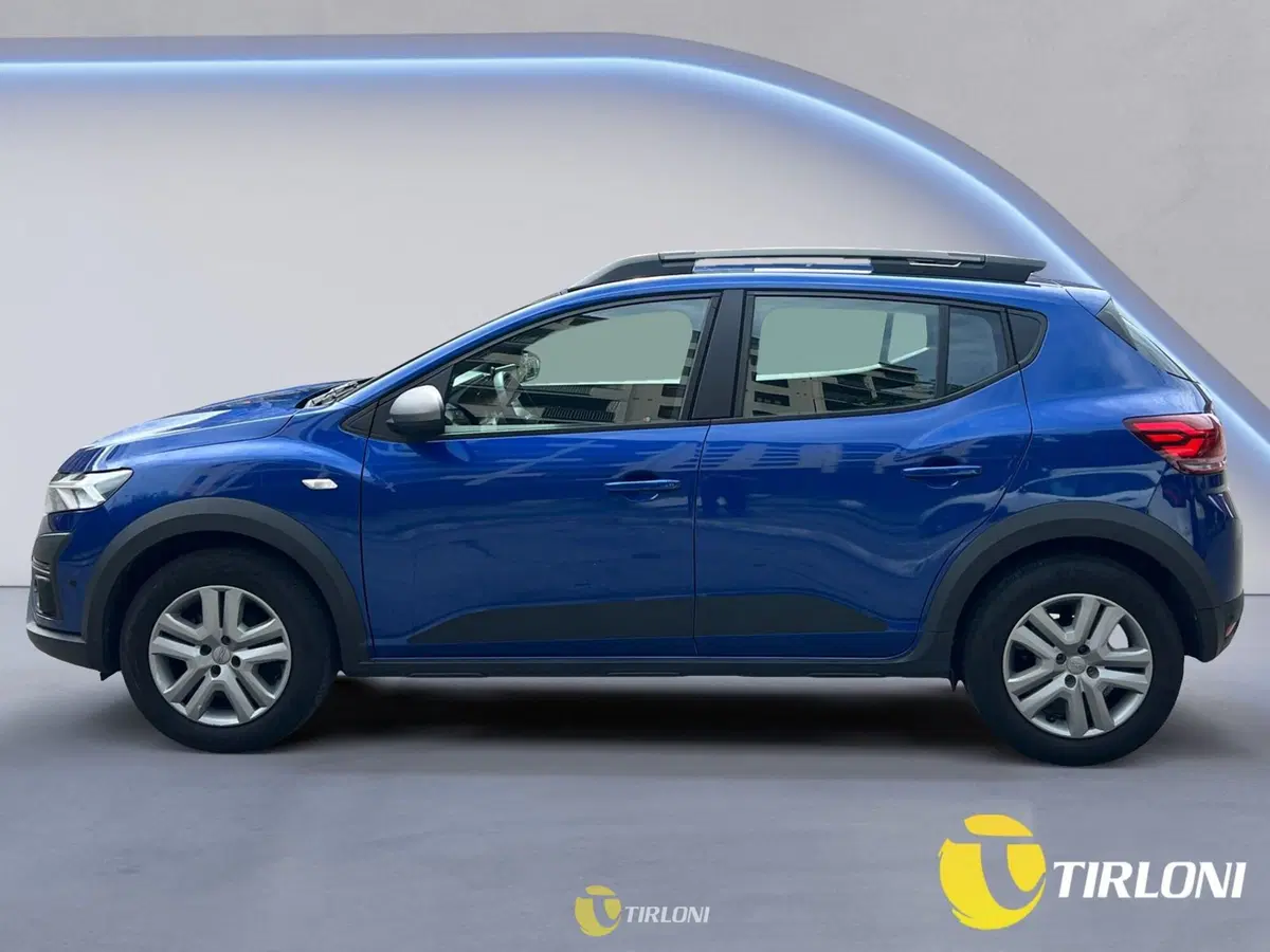 Dacia Sandero usata a Milano (9)