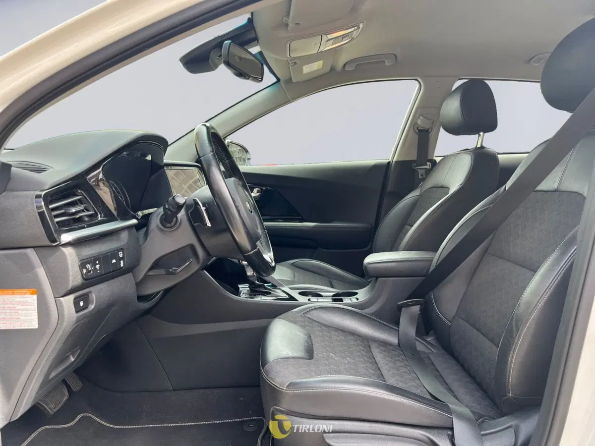Kia Niro usata a Milano (10)