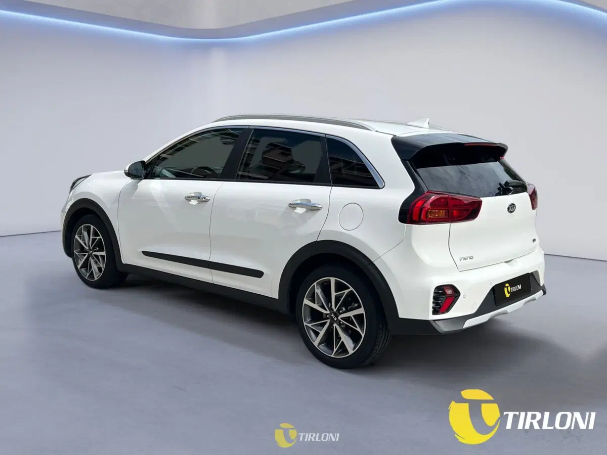 Kia Niro usata a Milano (2)