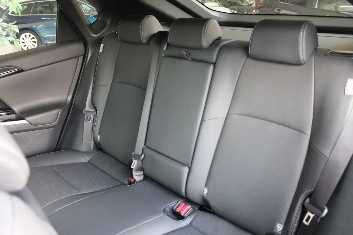 Subaru Solterra nuova a Cuneo (5)