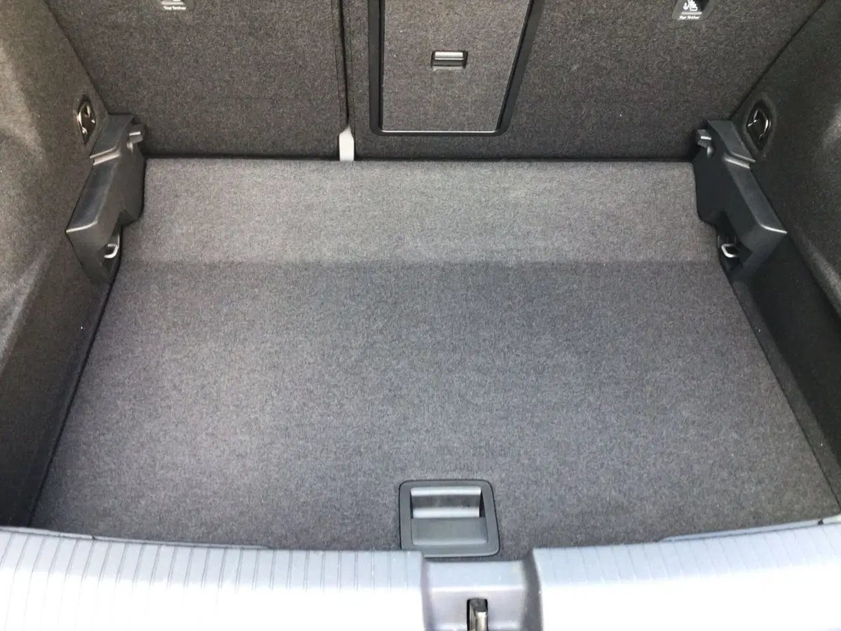 Volkswagen T-Roc usata a Genova (10)