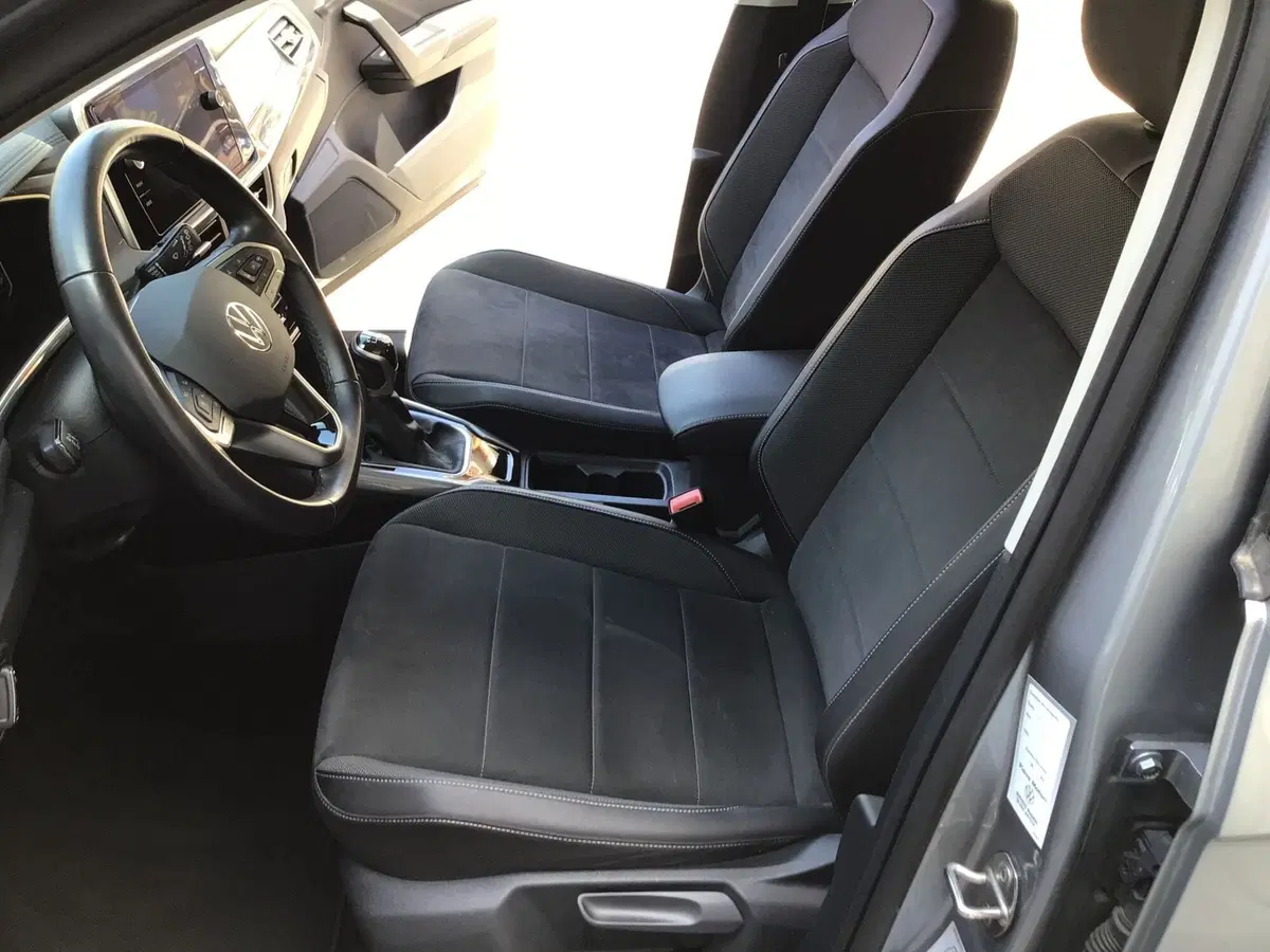 Volkswagen T-Roc usata a Genova (13)