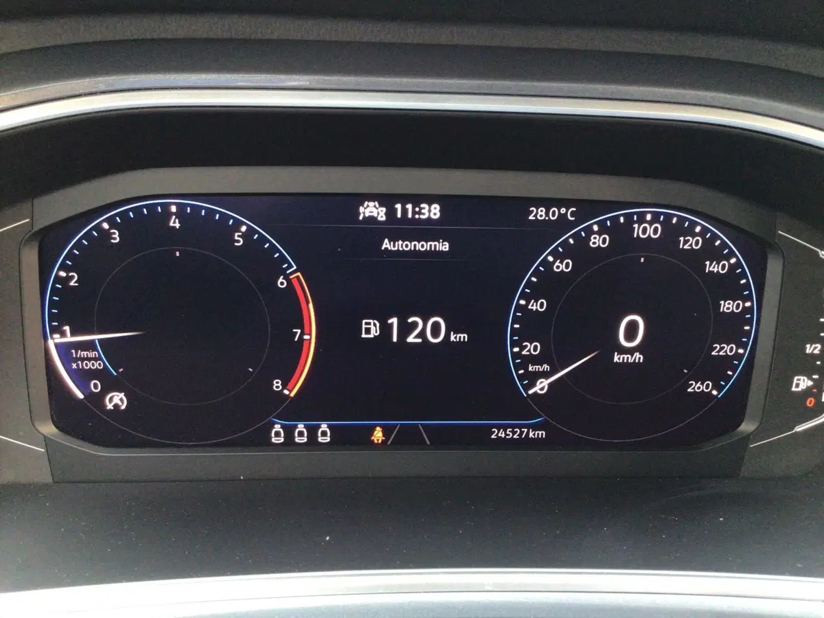 Volkswagen T-Roc usata a Genova (14)