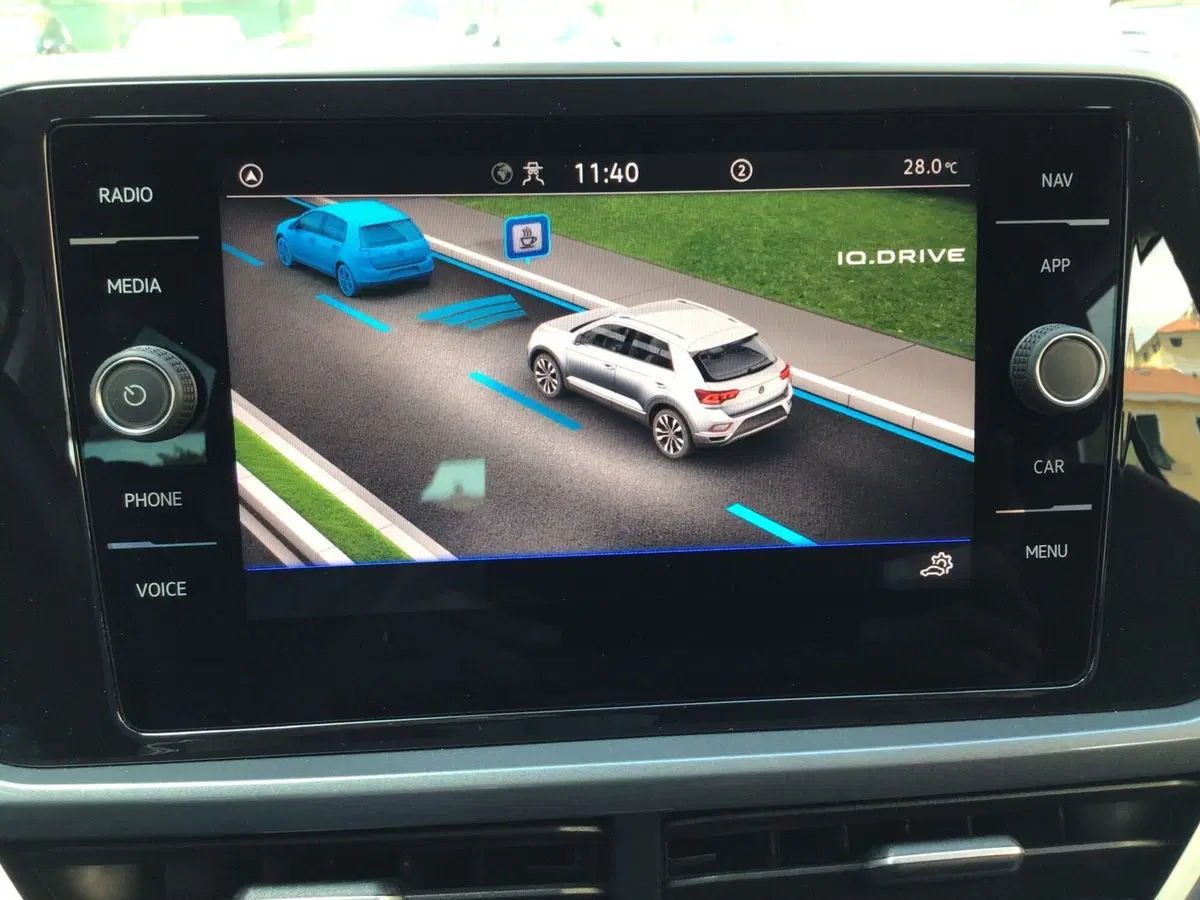 Volkswagen T-Roc usata a Genova (19)